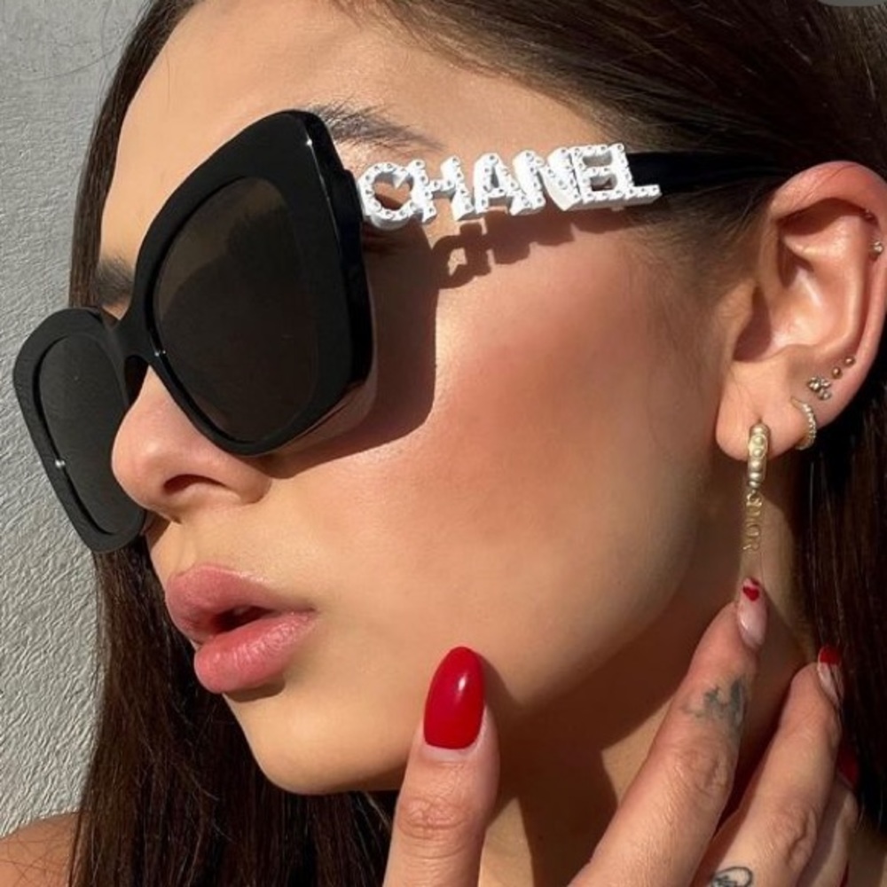 chanel black square sunglasses- acetate and strass